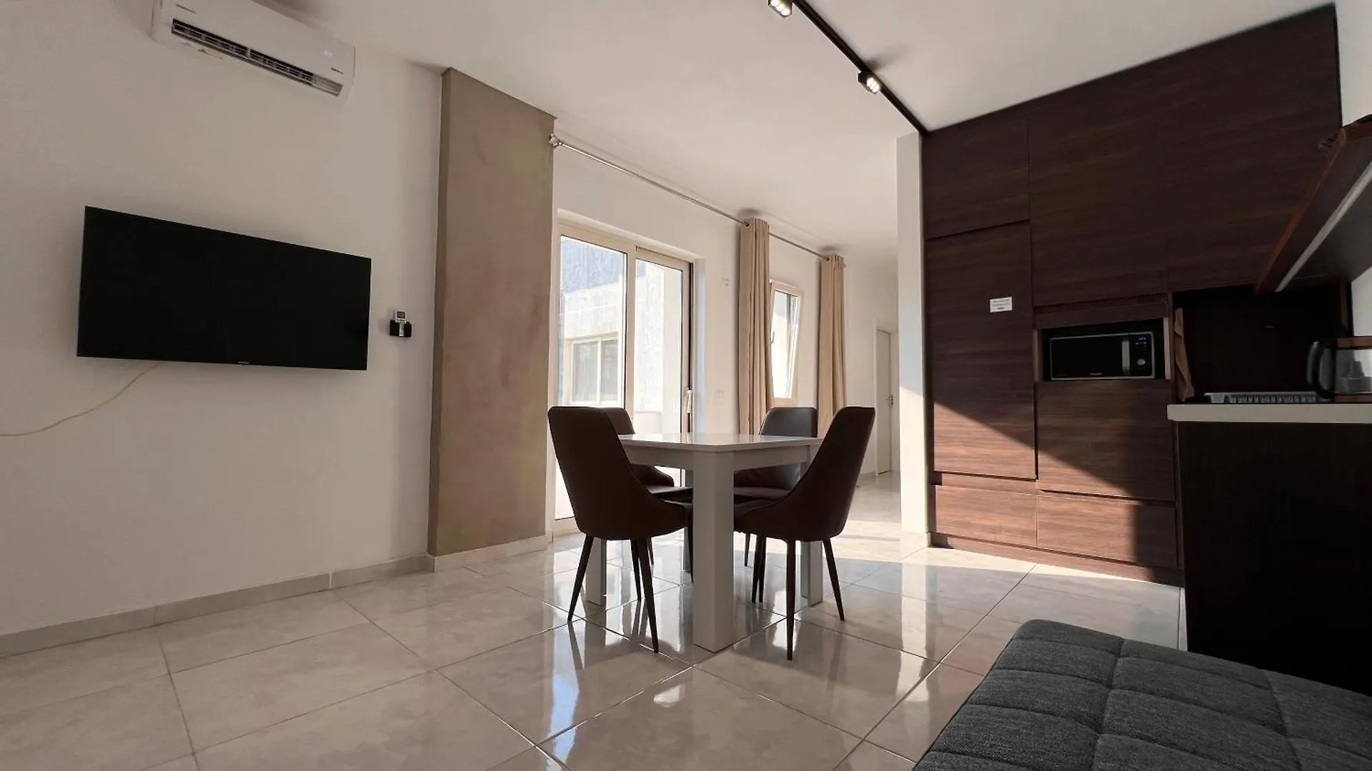 Nina Apartment Durres Albania